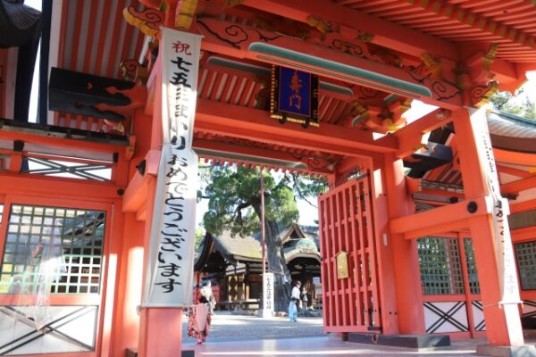 七五三イベント中の神社